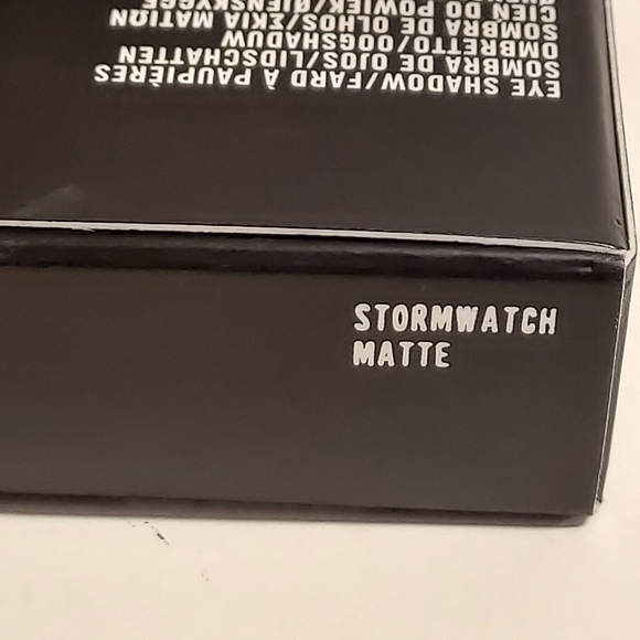 MAC Matte Eye Shadow *STORMWATCH* - Picture 4 of 5